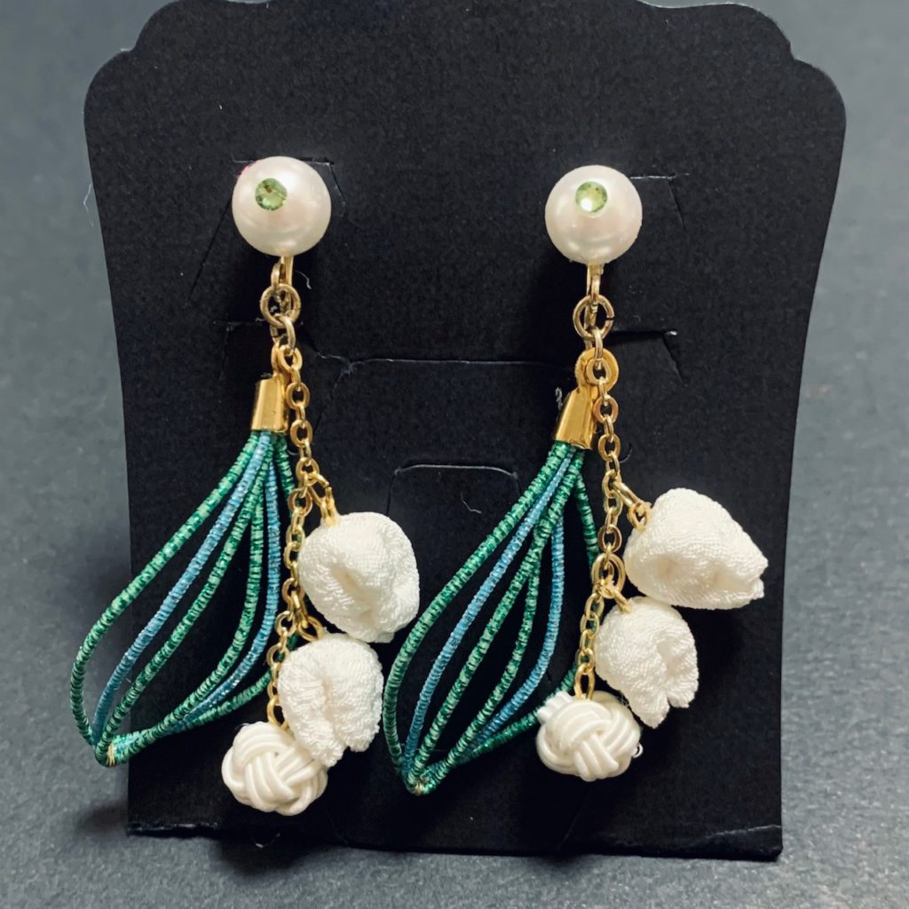 縫いつまみ・水引細工コラボ講座【すずらんのイヤリング】募集開始